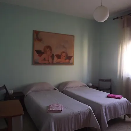 Helios Apartment *