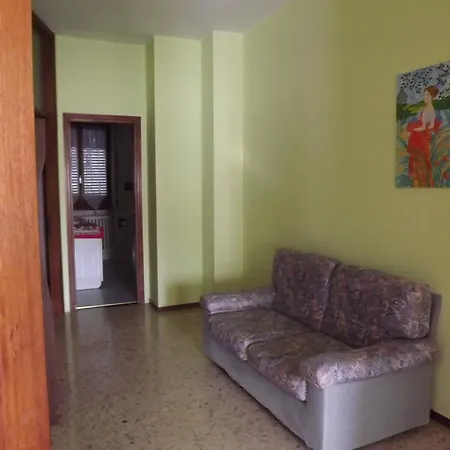 Helios Apartment *